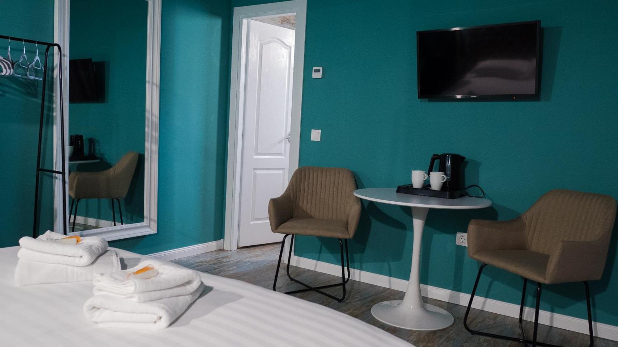 Villa Wild Rooms Jiet Стая снимка